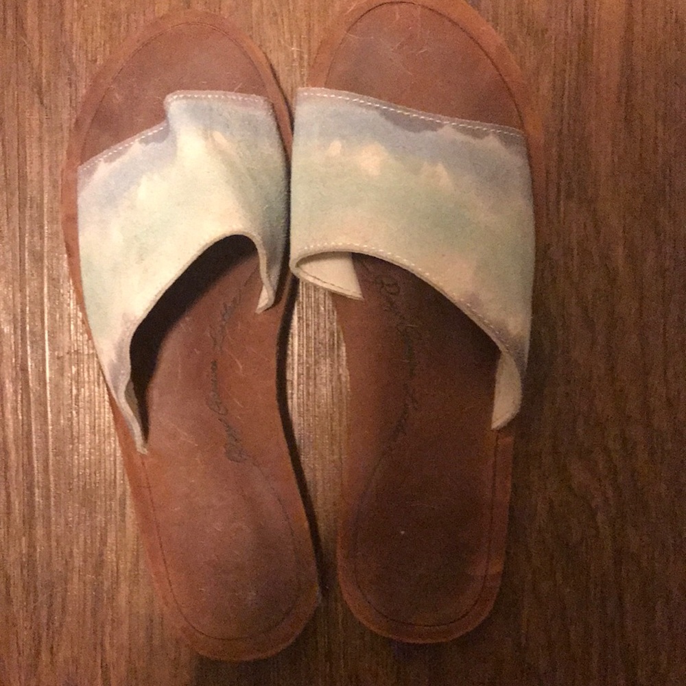 Roxy shoes size 7 hardly worn